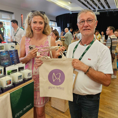 public salon stand ligne reflect grasse perfume week